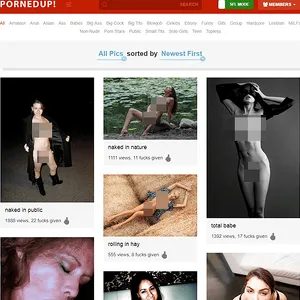 PornedUp 网站截图